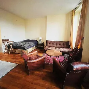 Ermitage-appartement - Buttes Chaumont Parigi