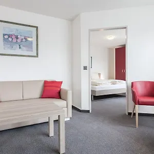 Ema House Serviced Aussersihl Zurigo